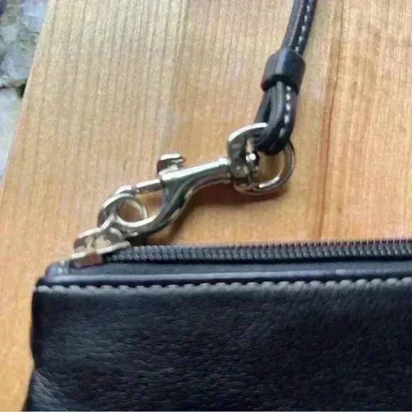 Coach Wristlet Purse Black Soft Leather Zip Top Small Fashion Bag Side Handle - Picture 7 of 10